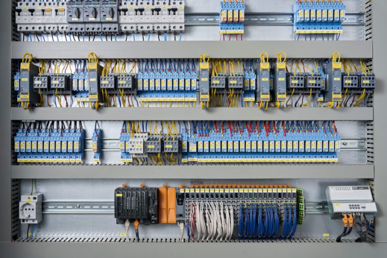 Elektrotechnische Anlagen